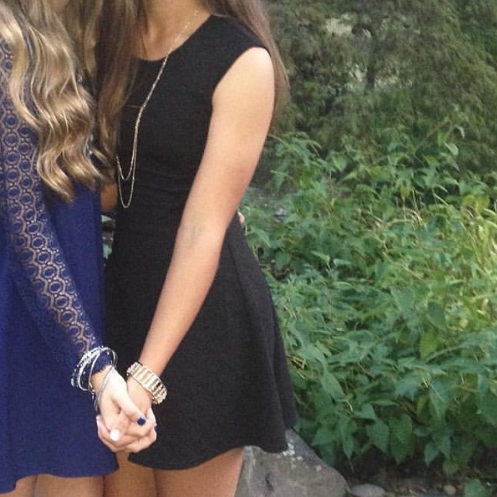 black skater dress